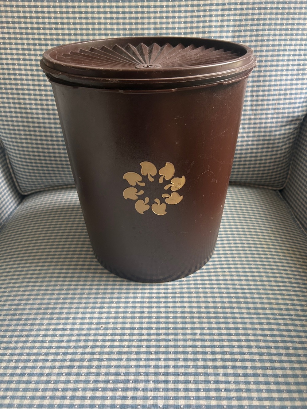 Vintage Tupperware, large brown canister